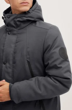 BLEND BHTalan Herren Winterparka Parka Winterjacke Mit Kapuze Mit Hochabschließendem Kragen -DIDRIKSONS Verkäufe 20bd42cb8e0339304a6590f673932e60