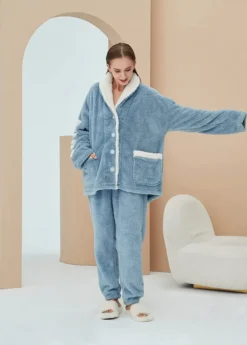 Fleece-Pyjama-Set Damen-Set Mit 2 Weichen, Kuscheligen, Flauschigen Pulloverhosen, Lockeren, Warmen Plüsch-Pyjamas,M,Zmk Himmelblau -DIDRIKSONS Verkäufe 56ba3f7d1cbf9d0dfa0a9c2b6445729d
