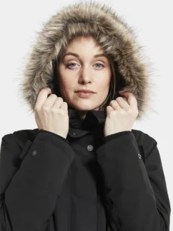 DIDRIKSONS ERIKA WNS PARKA 3 Black 40 -DIDRIKSONS Verkäufe c0f6278409d86996f132f6502d8bfd77